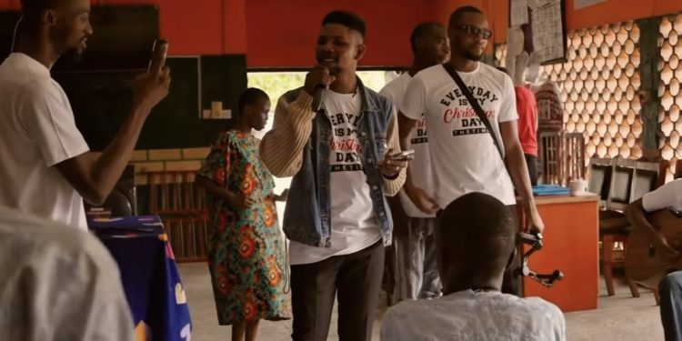 Just How Adetuwo Alex Is Reframing Males’s Mental Health and wellness Conversations in Nigeria Utilizing Spectacle