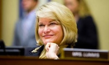 Legislator Lummis to relinquish Us senate in 2027, concentrates on crypto regulation as last heritage