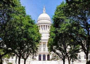 rhode-island-reintroduces-bill-to-study-blockchain-and-crypto