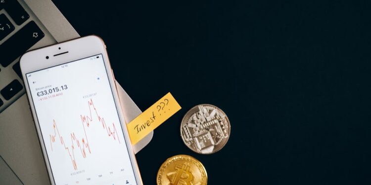 bitcoin-price-surges-to-$90,000-after-trump-delays-tariffs