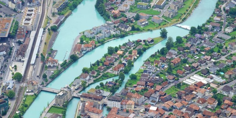 swiss-ubs-plans-bitcoin-trading-for-select-wealth-clients