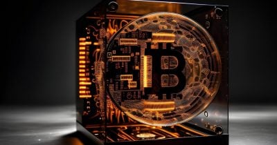 bitcoin-velocity-rsi-suggests-a-bottom,-but-trader-positioning-urges-caution