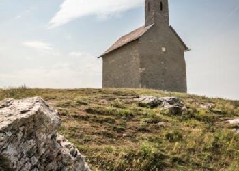 Saylor Says “Crypto Spring Is Coming” As Strategy Adds 2,486 Bitcoin: Pushes Total Holdings To 717,131 BTC