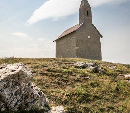 Saylor Says “Crypto Spring Is Coming” As Strategy Adds 2,486 Bitcoin: Pushes Total Holdings To 717,131 BTC