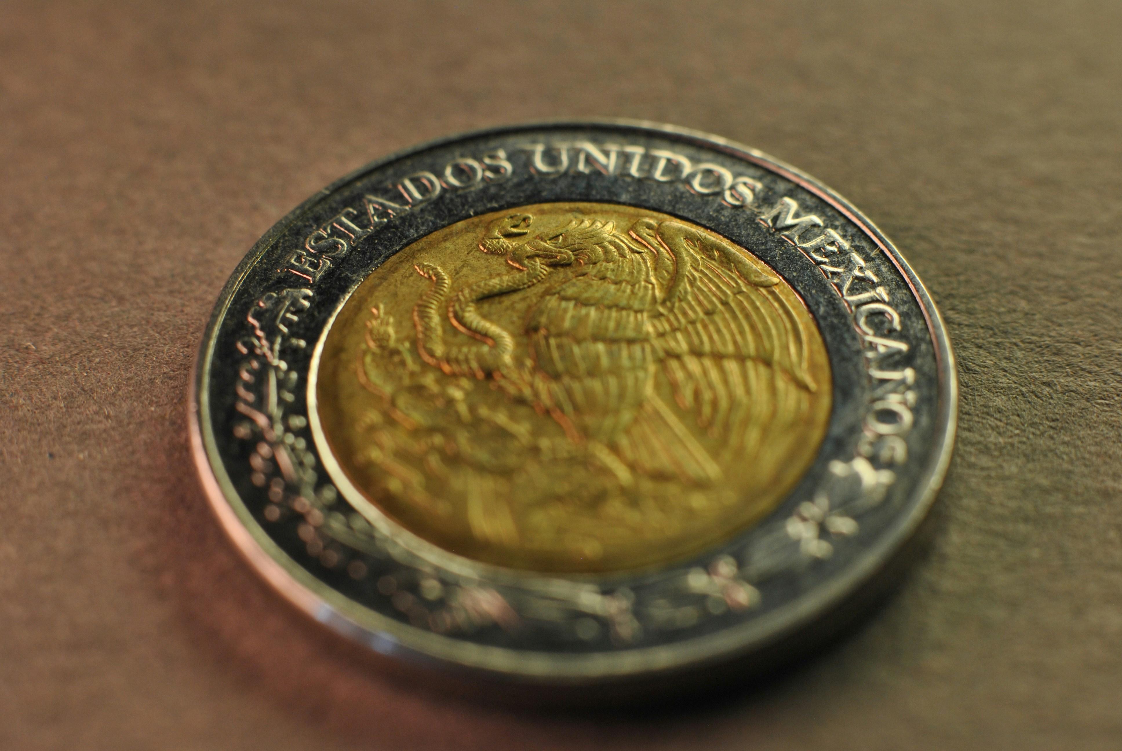 Impact of Massive Weekly Unlocks on TRUMP Coin and ONDO Market Performance