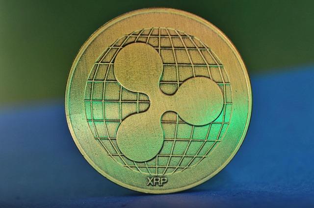 XRP and SOL Investment Products Attract Surging Capital Amid Market Downturn