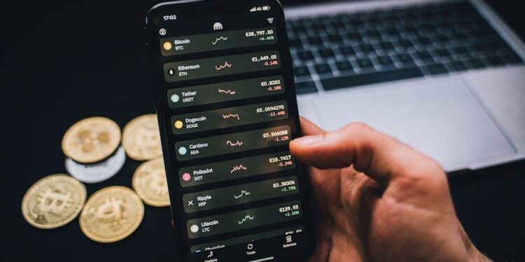 Dogecoin Remains Inside Falling Channel, Bulls Target Surge Above $0.1